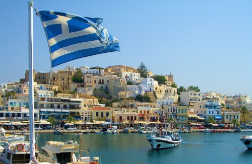 insula Naxos port